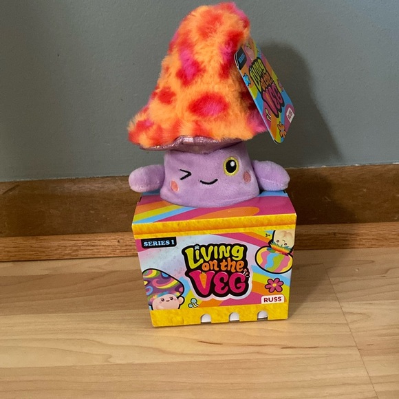 Kellytoy Other - BRAND NEW STUFF ANIMAL! NWT! SMOKE FREE HOME!